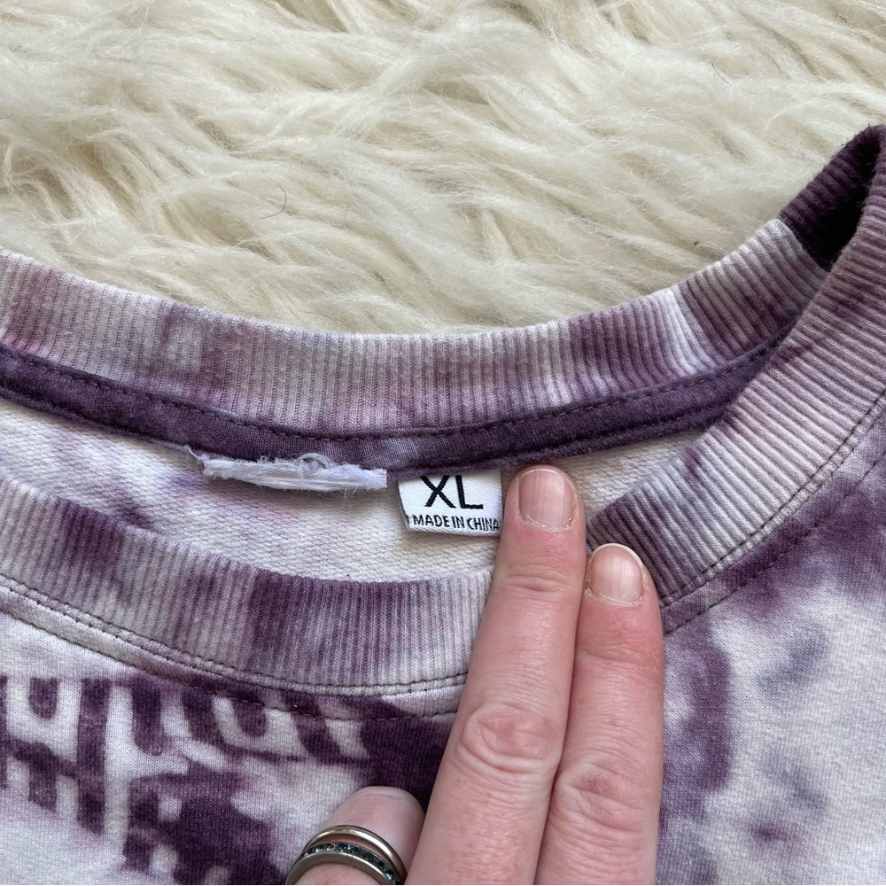 MTV purple tie dye sweatshirt size XLarge - Picture 5 of 6